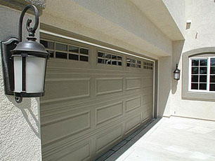 24 Hour Hollywood residential garage door
