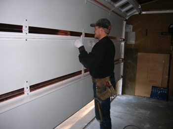 Garage door 24/7 repair in Hollywood Florida